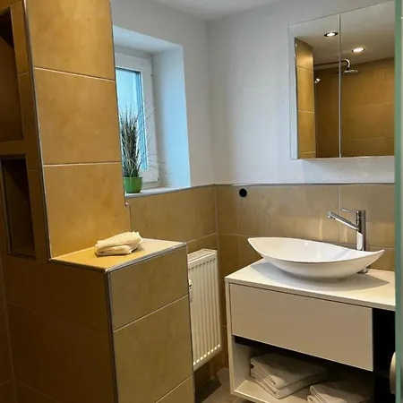 Apartment *moderne Anton In Vs Mit Kueche+bad
